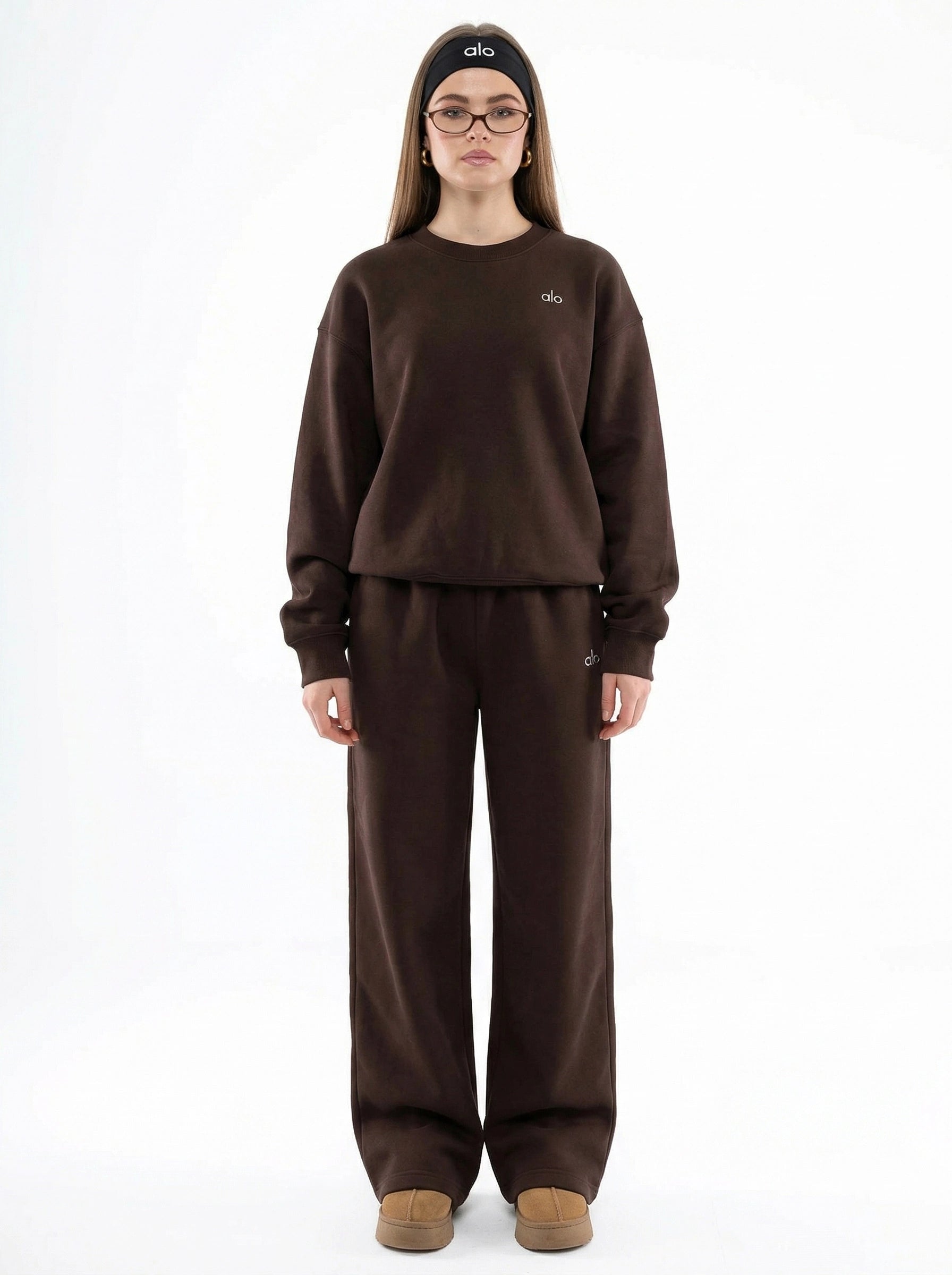 Ensemble loungewear femme Alo couleur unie vue de dos par Xenia