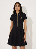Robe polo noire fluide vue de dos pour femme par Xenia