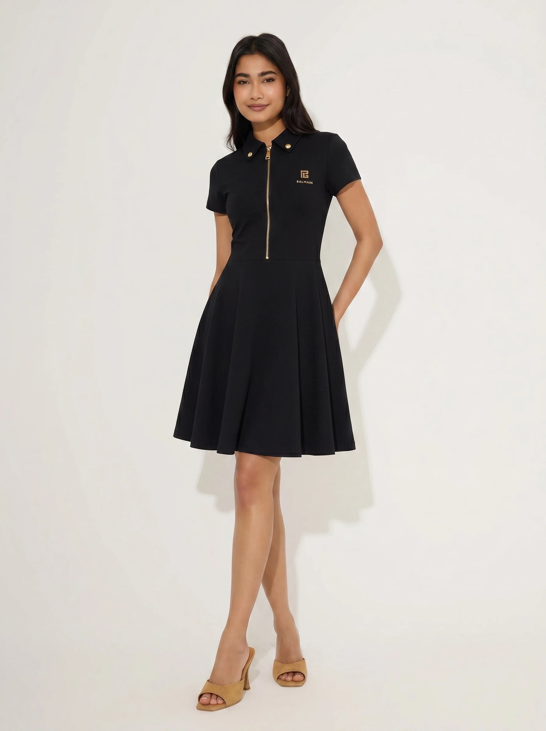 Robe polo noire fluide vue de dos pour femme par Xenia