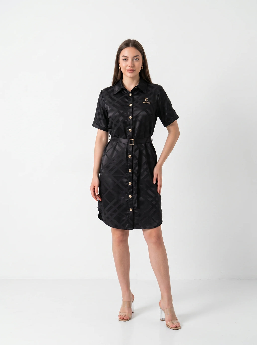 Robe chemise en satin fluide pour femme par Xenia