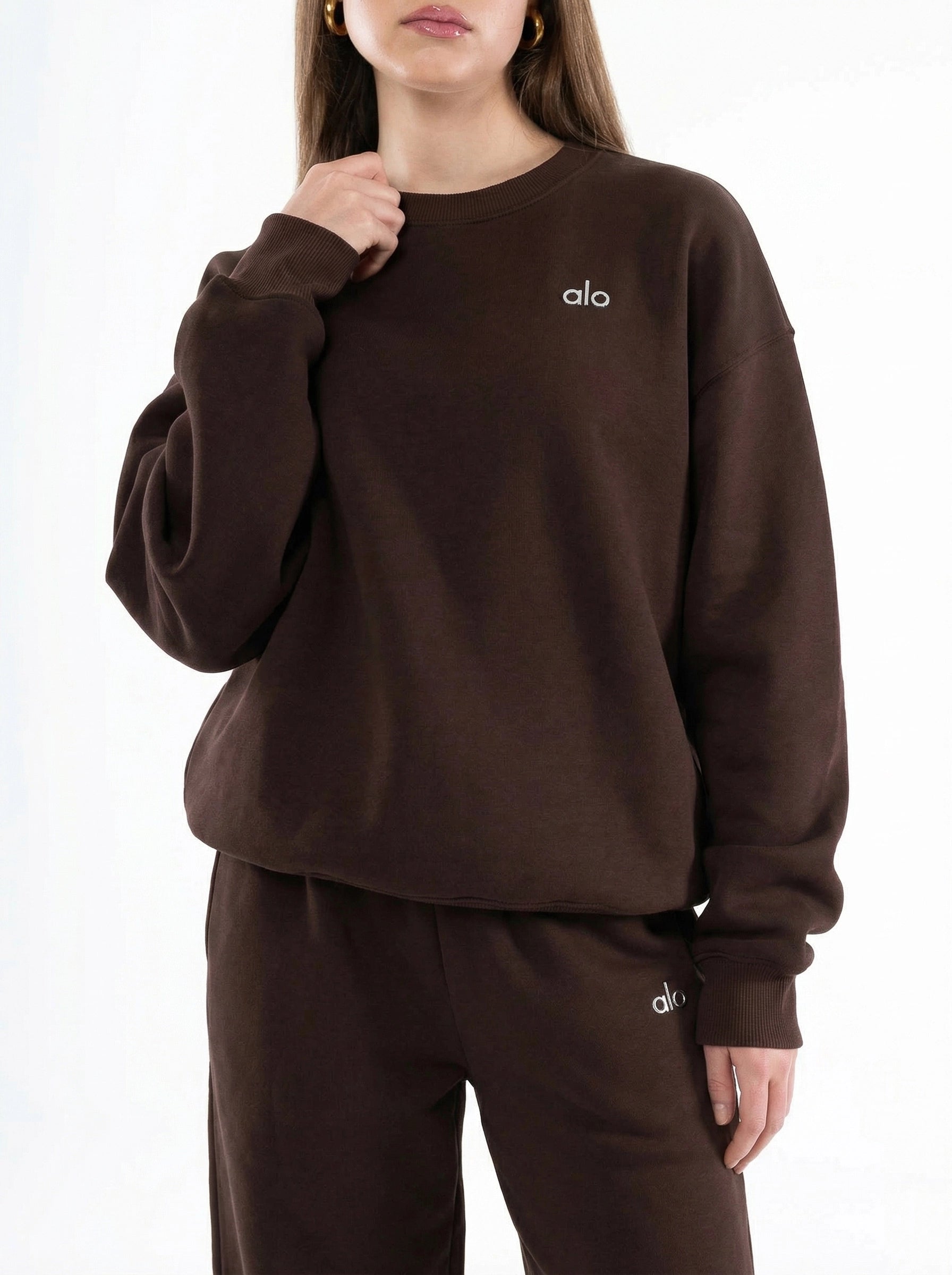 Ensemble loungewear femme décontracté et fluide coupe minimaliste par Xenia