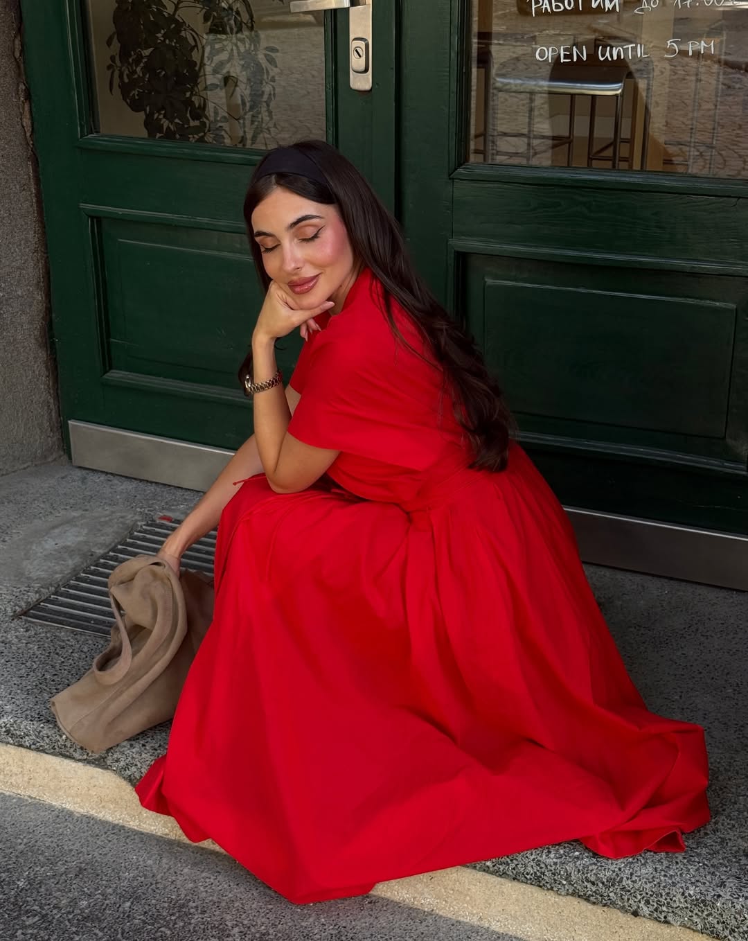 Lady in Red XENIA